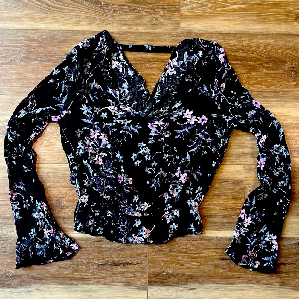 Women’s Express Floral/Black Top